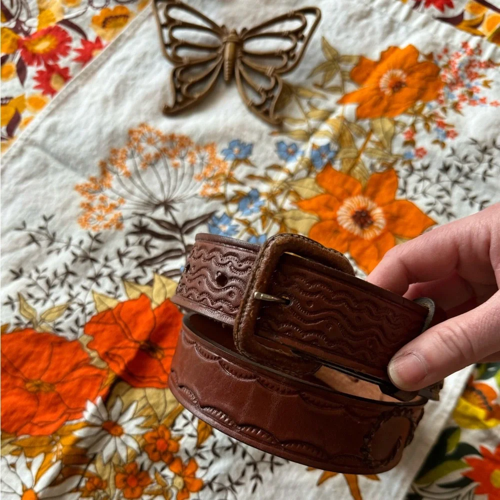 Vintage floral embossed